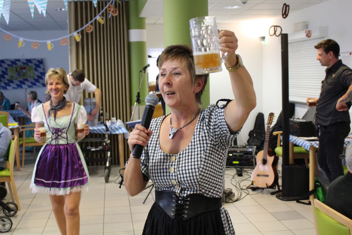 O'zapft is! Oktoberfest mit Überraschungsgast